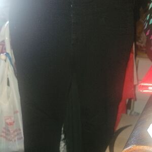 Refuge Women's Classic Black Skinny Jeans